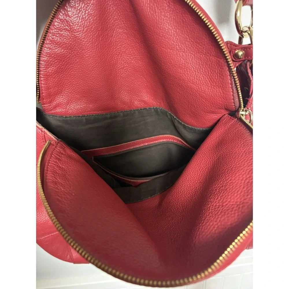 ONNA EHRLICH RACHEL Red Pebbled Leather Large Hobo Bag Purse Tassle Designer Zip